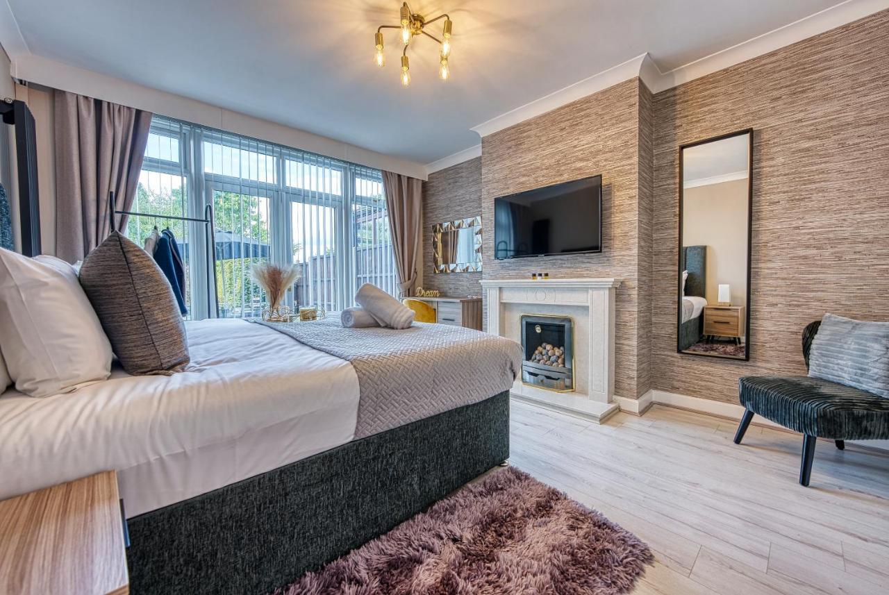 Elegant 5 Bed House - Sleeps 9, Central Solihull, Nec, Jlr, Hs2, Resorts World, Airport Business And Leisure Stays, Exteriör bild