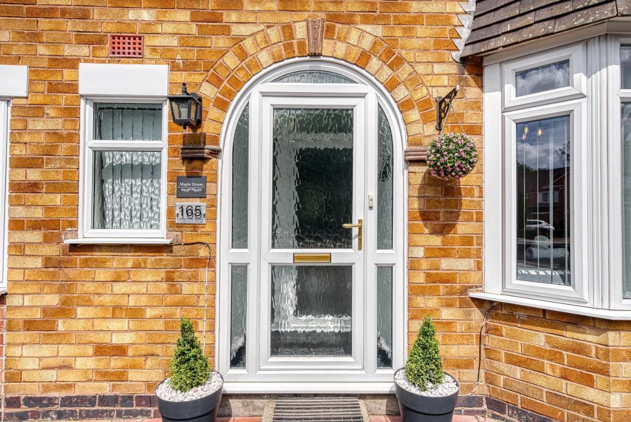 Elegant 5 Bed House - Sleeps 9, Central Solihull, Nec, Jlr, Hs2, Resorts World, Airport Business And Leisure Stays, Exteriör bild